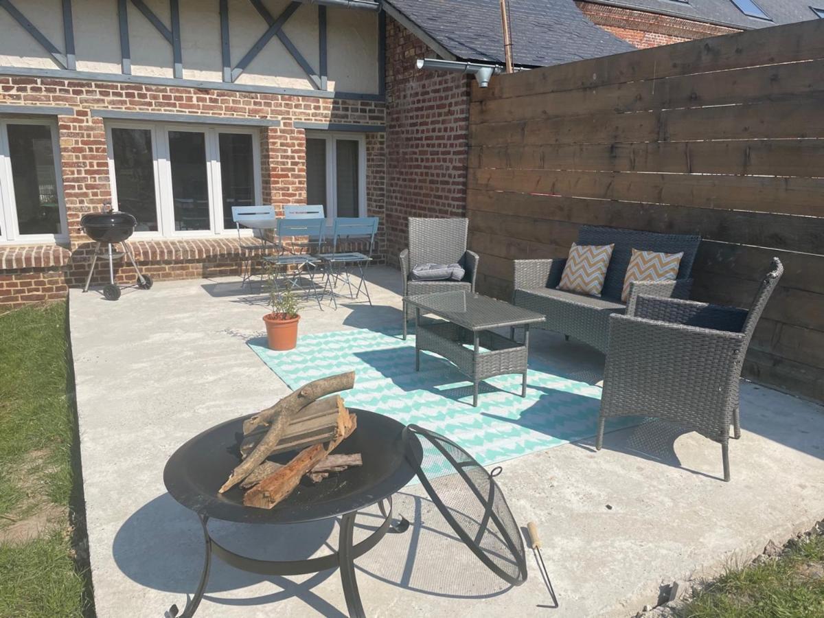 Le Clos Charmaine Auquemesnil Exterior foto